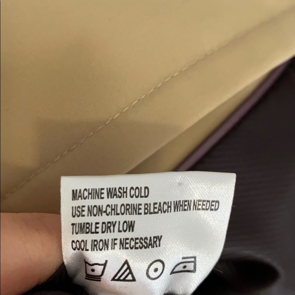 Calvin Klein Lightweight Women’s Jacket - Picture 8 of 8